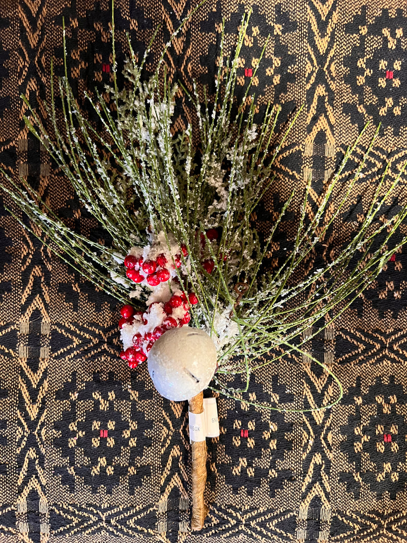 13" Snow Pine Berry Pick