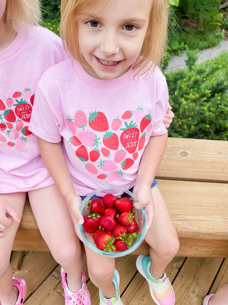 Tis So Sweet To Trust In Jesus Strawberry Toddler T-Shirt: Purple / 5/6