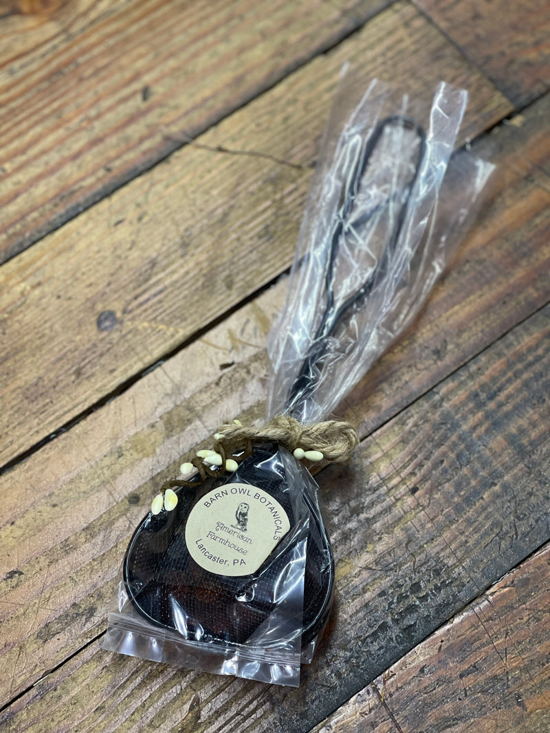 Hanging Teardrop Soap Saver w/ American Farmhouse Potpourri